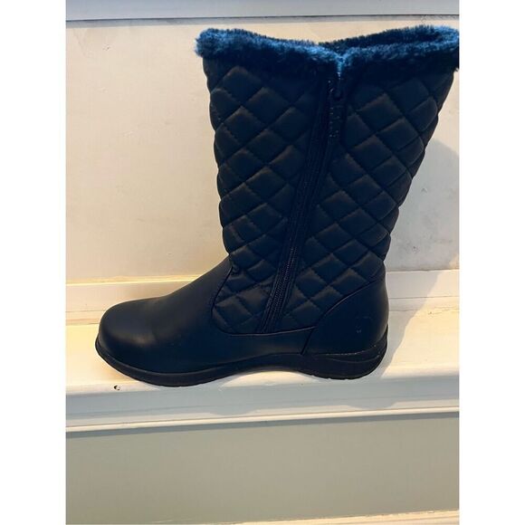 The Totes Isotoner Jackie Quilted Snow Boot Women’s 7M Black - Picture 4 of 14